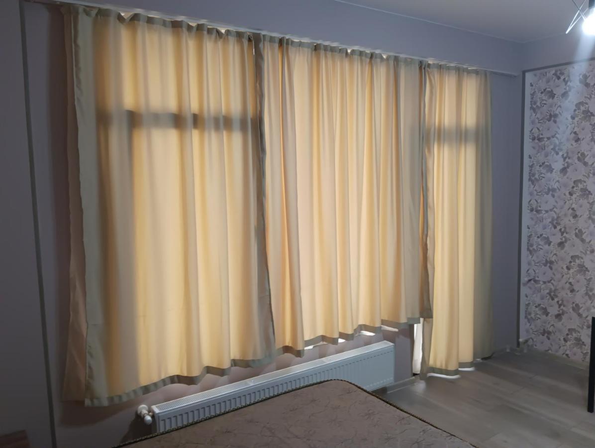 טביליסי Mary'S Cozy & Lovely Studio On Very Quiet Khosharauli Street מראה חיצוני תמונה